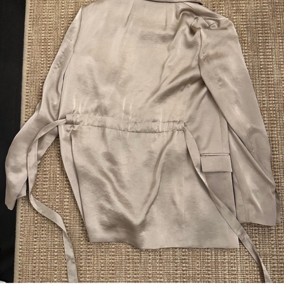 Chic Beige Double-Breasted Blazer - Picture 5 of 5